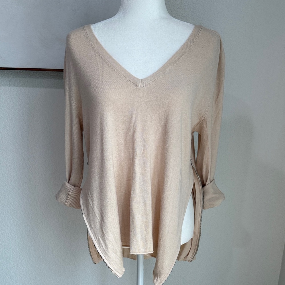 V-Neck Lightweight Long Sleeve Top in Beige